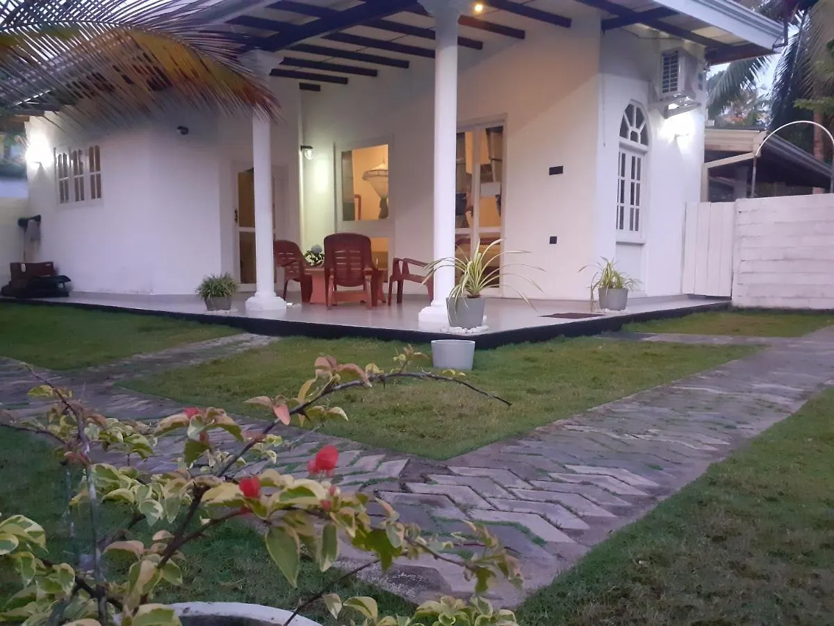 Ann Villa Negombo