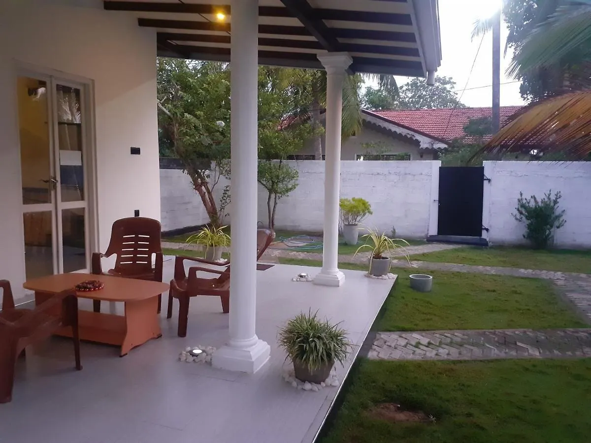 Ann Villa Negombo 0*,